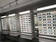-目艮眼镜SHOWROOM(品牌集合店)