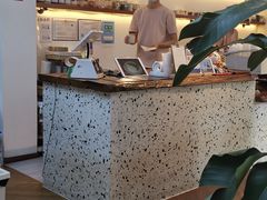 -Line 咖啡(石厦花园店)