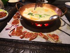 -哈吱喂丽江火塘·牦牛火锅(五一街店)
