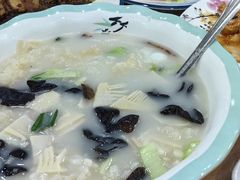 -春水锅贴·传统鲁菜(大明湖店)