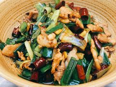宣威小炒肉-蔼若春.传承三十年云南菜(金碧公园店)
