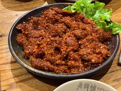-吴氏老牌坊云南鱼豆花火锅店(通江街店)
