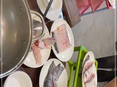 -正能量脆肉鲩火锅