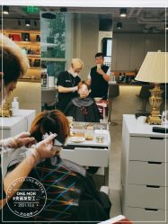 -变画·发型STUDIO