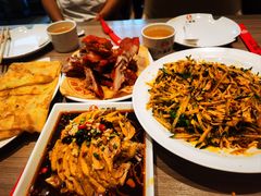 -六泰居·尔滨地标·东北菜(泰山路店)