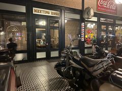 -席娜卡琳火车铁道夜市