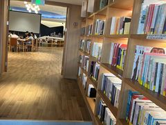 -朵云书院(滴水湖店)