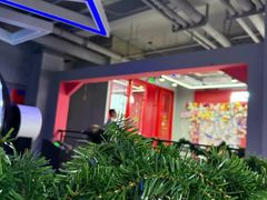 -嗨翻Hi-Fun竞技主题乐园·蹦床团建生日轰趴(荆川 国光1937店)