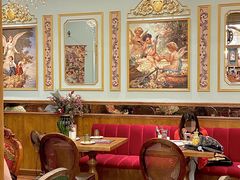 -秘密旅行Bonjour(黑金冠 江南西店)