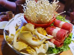 -民食香·腊排骨野生菌美食(木府店)