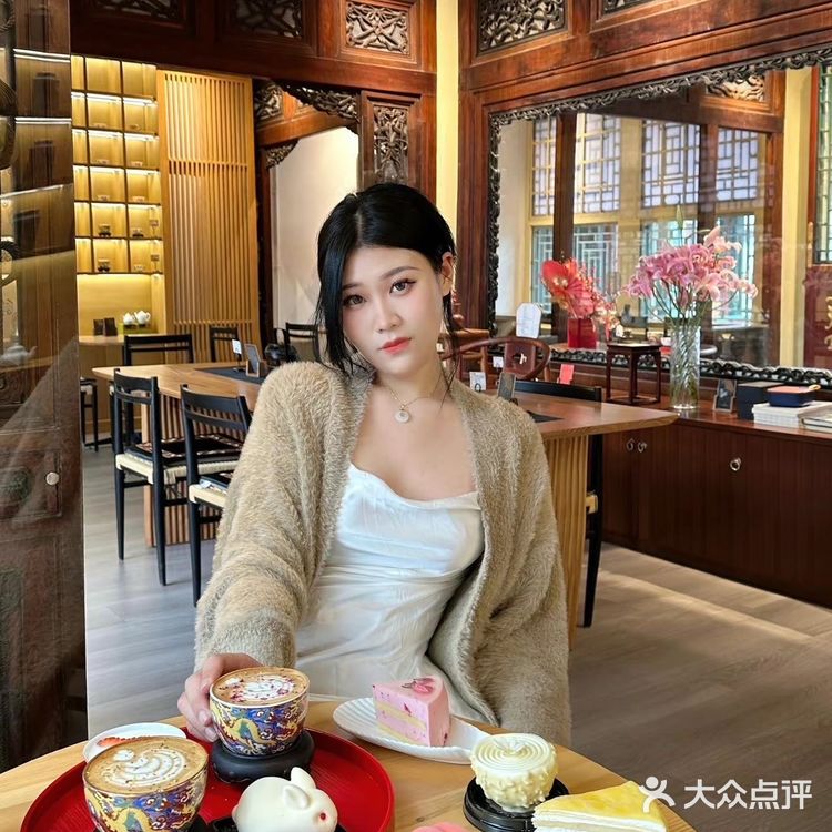 来北京，总要在颐和园喝杯宫廷下午茶吧🍵