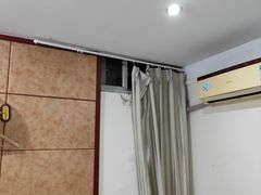 -西河大酒店(华新现代职业学院店)