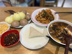 -三好食堂(煎饺·馄饨·肉饼米线·盛世广场店)