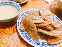 老北京炸灌肠-门框胡同百年卤煮(新街口店)