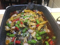 -重庆万州烤鱼(鼎好鱼餐饮临港宝龙店)