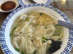 -笑来喜馄饨小笼工坊店(湖滨街店)