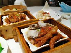 鲜果青芥虾球-荣粤酒家·融合粤菜