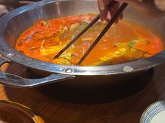 -野山舂·贵州现舂酸汤牛肉(鸿通城店)