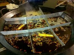 汤锅-岗上渣渣老火锅(两路口店)