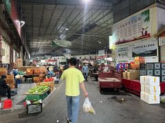-曼阁市场水果批发市场