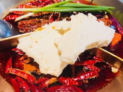 -叁口煮老火锅(东升店)