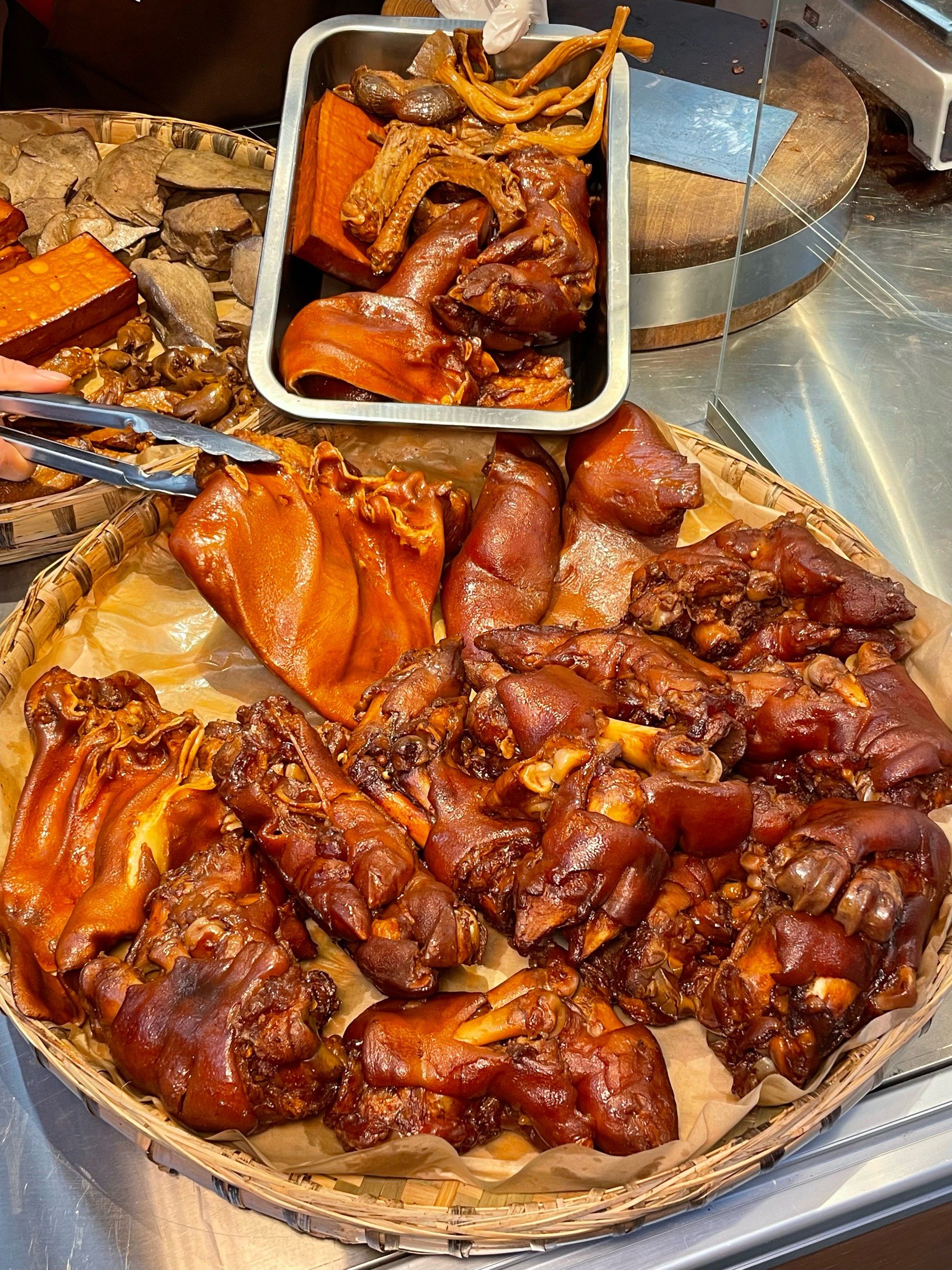 成都桐子林看见这个卤肉摊就走不动了!