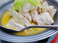 豆腐就要炖着吃-野蔓果·山野菜(西湖景区·龙井茶田店)