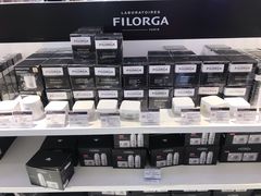 -中免(澳门机场免税店)