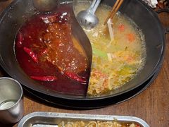 -萍姐火锅·公路夜市(武汉首店)