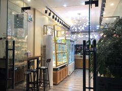 -爱豆屋(中海月朗苑店)