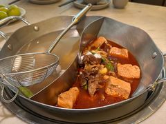 -左庭右院鲜牛肉火锅(浦江欢乐颂店)