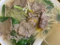 牛肉粉丝汤-小姜锅贴(凤凰街店)