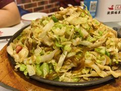 -人民公社铁锅炖·东北菜(卫国道店)
