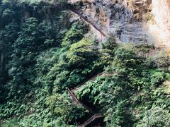 -龙水峡地缝景区