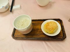 文思豆腐配蟹壳黄-江南灶中餐厅(南京香格里拉店)