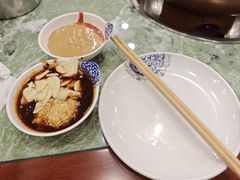 -楼外楼大刀肉传统火锅(西安大路店)