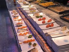 -曼格活海鲜·牛排自助(光明蓝鲸店)