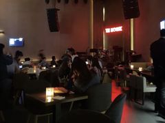 -TZ House音乐现场(来福士中心店)