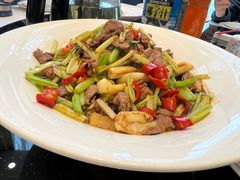 -香山湖家家宴(中山陵店)