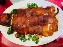 鸿运全体乳猪-南园酒家(前进路店)