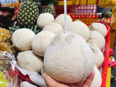 -三亚新鸿港水果一级批发市场