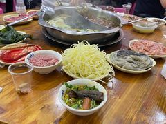 -储奇门鳝鱼火锅(总店)