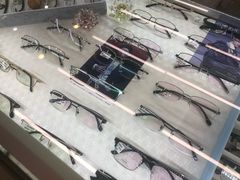 -明月眼镜(三坝店)