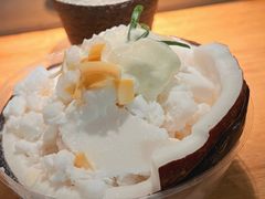 手炒生打椰皇冰-喜茶(深圳万象城黑金店)