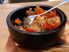 当红小炒肉石锅饭-新白鹿餐厅(城西银泰城店)