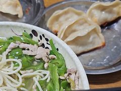 -黄阿姨锅贴大王(万航渡路店)