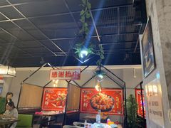 大堂-美膳居川菜馆油焖大虾烧烤(卓刀泉店)