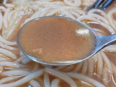 -卓雅桂林米粉