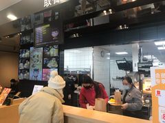 -麦当劳(展览路店)