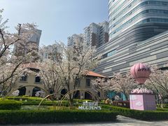 -星巴克(上海长宁来福士1F店)